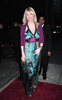Cheryl Tiegs feet photo 9