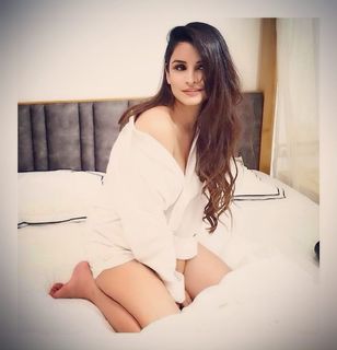Chetna Pande feet photo 10