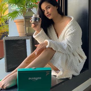 Chetna Pande feet photo 9