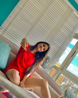 Chetna Pande feet photo 3