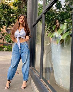 Chetna Pande feet photo 10