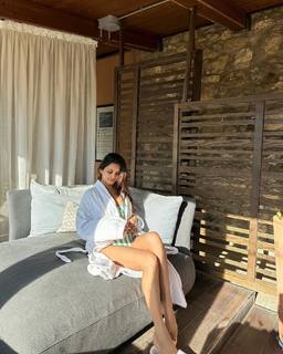 Chetna Pande feet photo 6