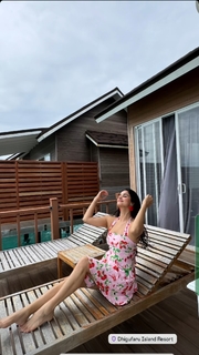 Chetna Pande feet photo 15