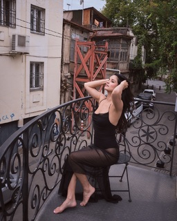 Chetna Pande feet photo 4