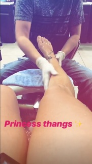 Cheyanne Vlismas feet photo 1