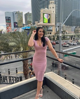 Cheyanne Vlismas feet photo 4