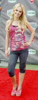 Cheyenne Kimball feet photo 13