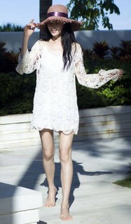 Chi-Ling Lin feet photo 1
