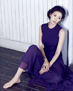 Chi-Ling Lin feet photo 16