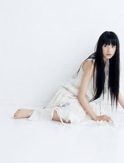 Chiaki Kuriyama feet photo 1