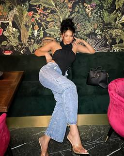 Chian Reynolds feet photo 15