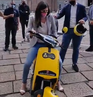 Chiara Appendino feet photo 8