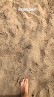 Chiara Bianchino feet photo 2
