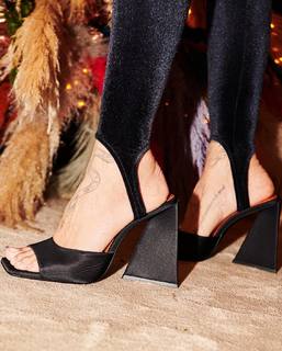 Chiara Biasi feet photo 14