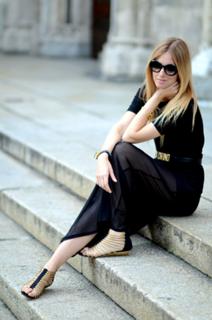 Chiara Ferragni feet photo thumbnail