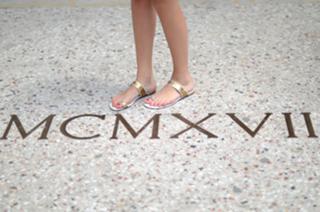 Chiara Ferragni feet photo thumbnail