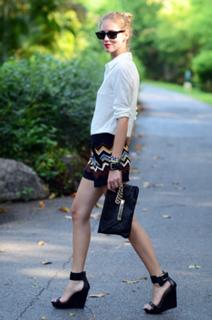 Chiara Ferragni feet photo thumbnail
