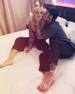 Chiara Ferragni feet photo thumbnail