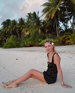 Chiara Ferragni feet photo thumbnail