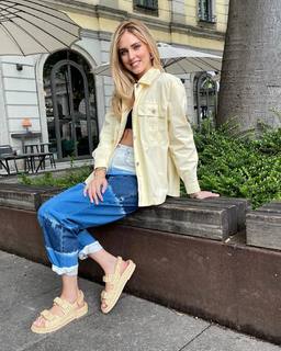 Chiara Ferragni feet photo thumbnail