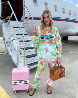 Chiara Ferragni feet photo thumbnail