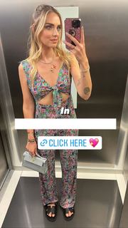 Chiara Ferragni feet photo thumbnail