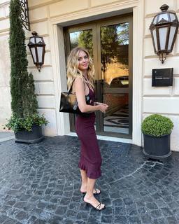 Chiara Ferragni feet photo thumbnail