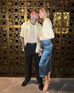 Chiara Ferragni feet photo thumbnail
