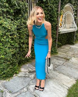 Chiara Ferragni feet photo thumbnail