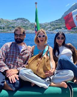Chiara Ferragni feet photo thumbnail