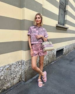 Chiara Ferragni feet photo thumbnail