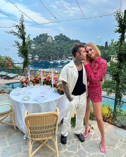 Chiara Ferragni feet photo thumbnail