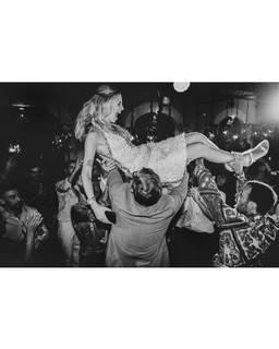 Chiara Ferragni feet photo thumbnail