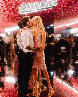 Chiara Ferragni feet photo thumbnail