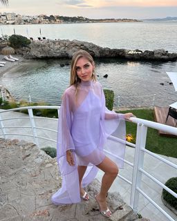 Chiara Ferragni feet photo thumbnail