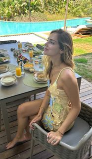 Chiara Ferragni feet photo thumbnail