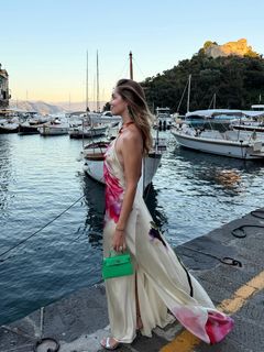 Chiara Ferragni feet photo 11