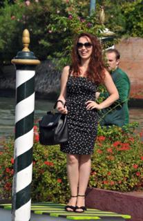 Chiara Francini feet photo thumbnail