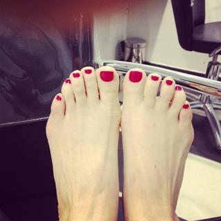 Chiara Francini feet photo thumbnail