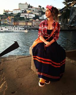 Chiara Francini feet photo thumbnail