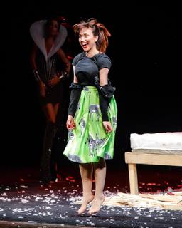 Chiara Francini feet photo thumbnail