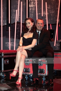 Chiara Francini feet photo thumbnail