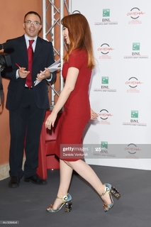 Chiara Francini feet photo thumbnail