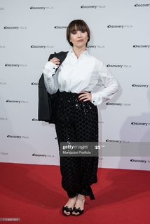 Chiara Francini feet photo thumbnail