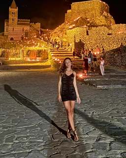 Chiara Squaglia feet photo 1