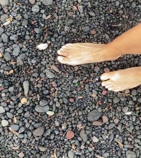 Chiara Squaglia feet photo 8