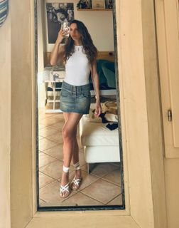 Chiara Squaglia feet photo 2