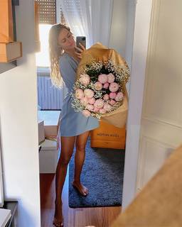 Chiara Stile feet photo thumbnail