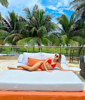 Chiara Stile feet photo thumbnail