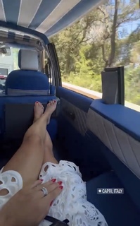 Chiara Stile feet photo thumbnail